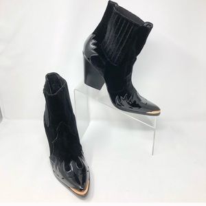 Cape Robbin - Black Velvet Booties 7.5